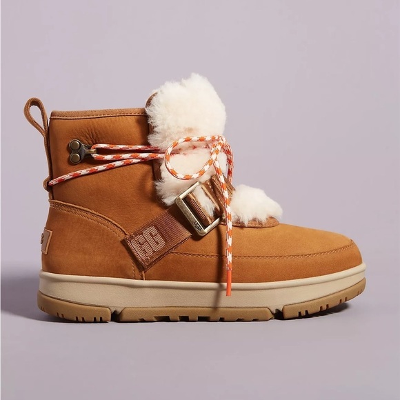 UGG Chestnut Classic Weather Hiker Boots 9 - Picture 3 of 15